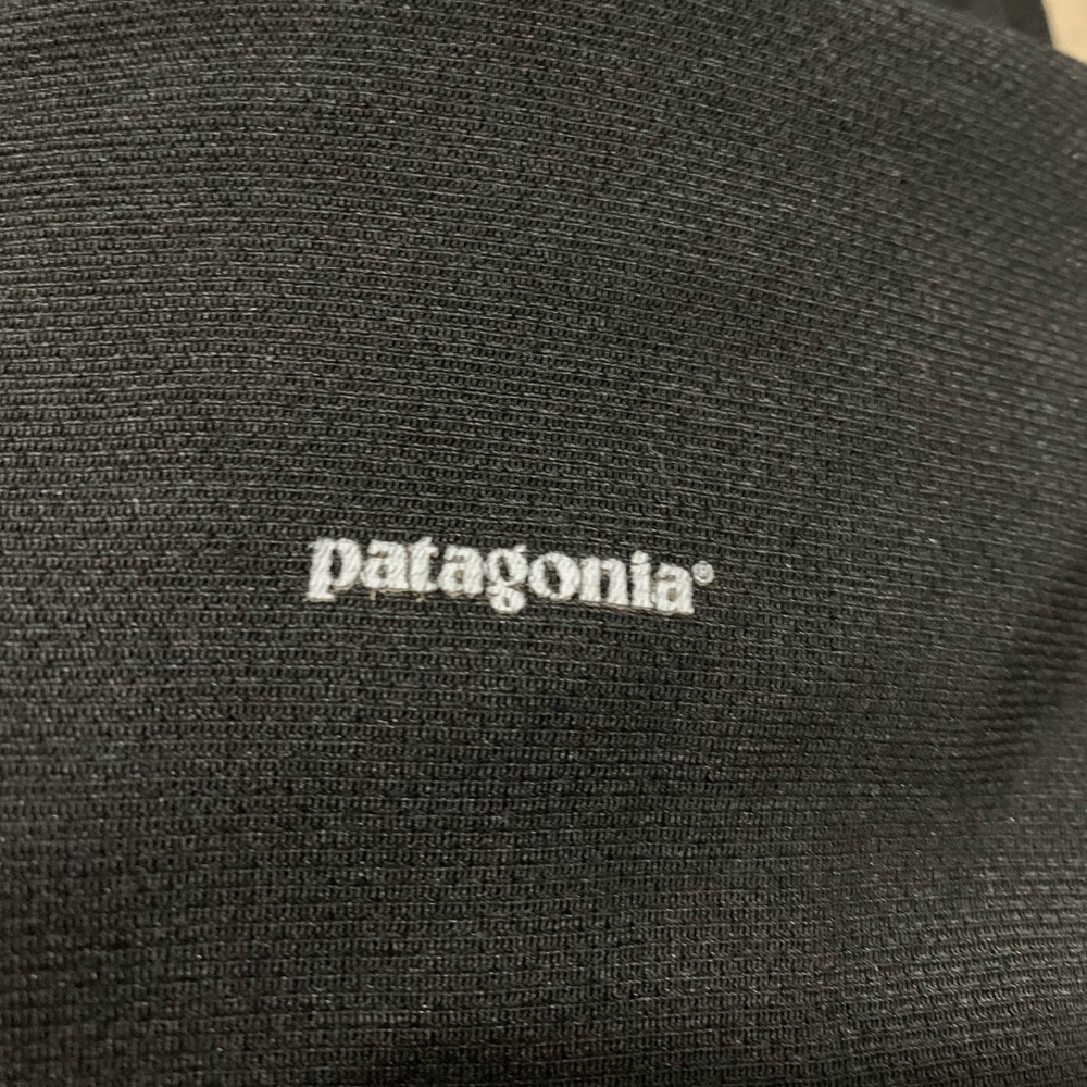 Patagonia Black Capilene Base Layer Zip Neck Pullover - Picture 4 of 5